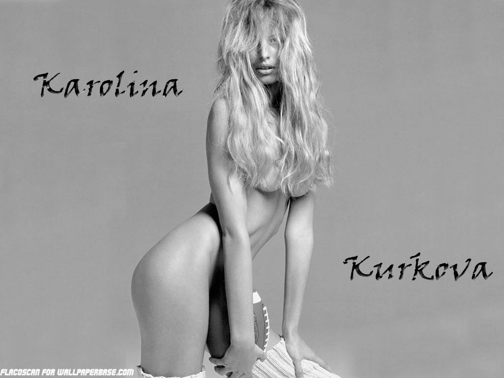 karolina-kurkova-pictures-010.jpg